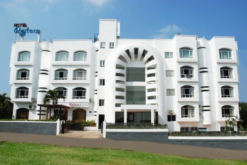 सातारा ग्रँड हॉटेल