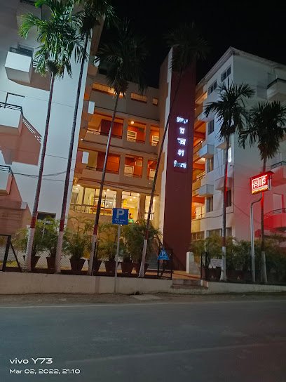 सातारा ग्रँड हॉटेल